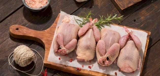 طريقة طبخ طيور السمان لوجبة شهية ومغذية 1 طريقة طبخ طيور السمان