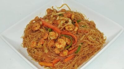 طريقة طبخ عيدان الأرز لتحضير وجبة خفيفة وصحية 18 طريقة طبخ عيدان الأرز