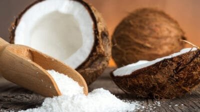 طريقة عمل دقيق جوز الهند المنزلي لفوائد غذائية وصحية 3 طريقة عمل دقيق جوز الهند