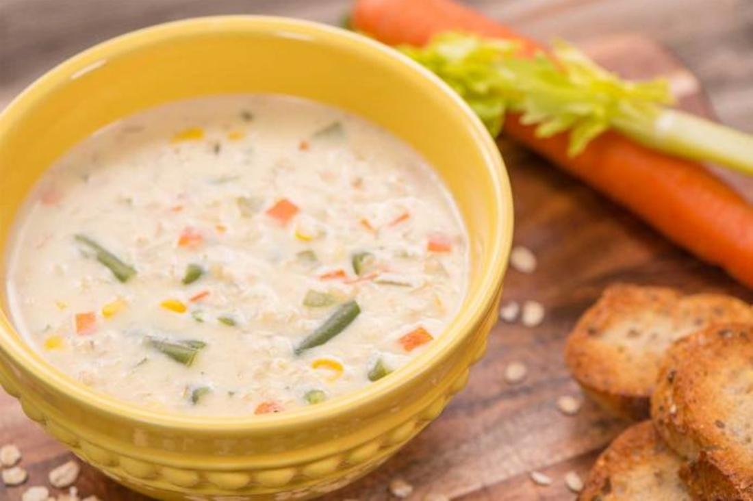 طريقة طبخ شوربة الشوفان للحصول على وجبة لذيذة وصحية 3 طريقة طبخ شوربة الشوفان